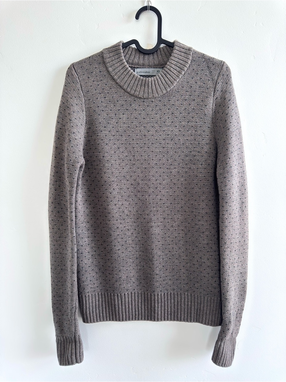 Icebreaker 100% Merino Wool Knit Sweater Taupe Crewneck Women’s XS Outdoor Warm